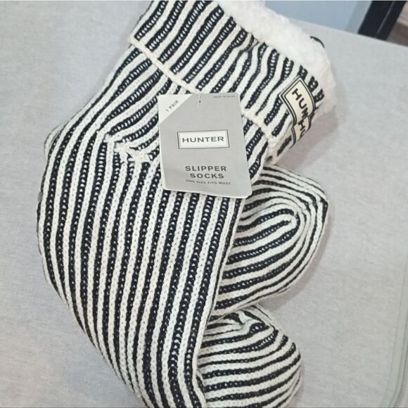 Hunter Pinstripe Unisex Slipper Socks - Picture 5 of 5